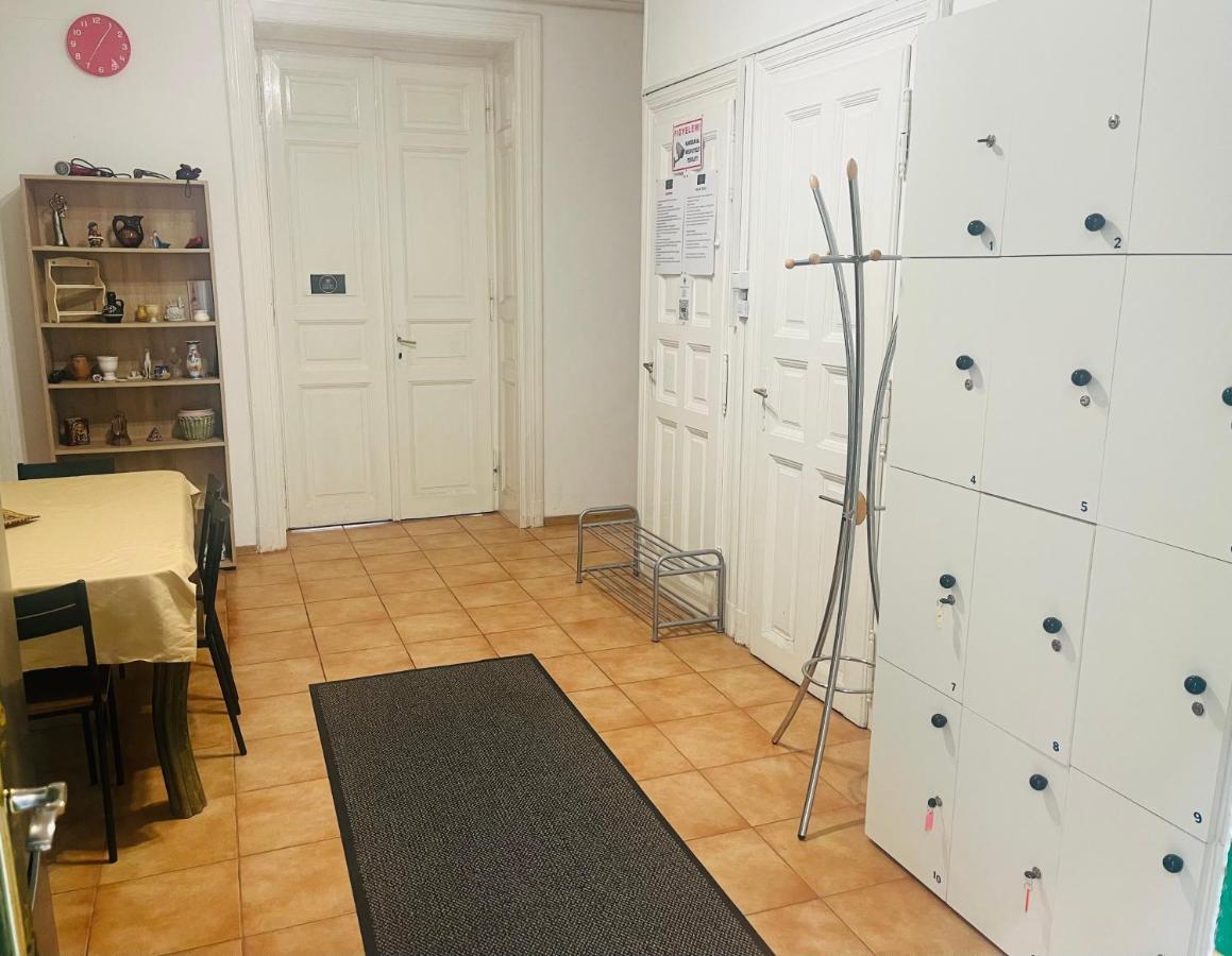 East Point Hostel Budapest Luaran gambar
